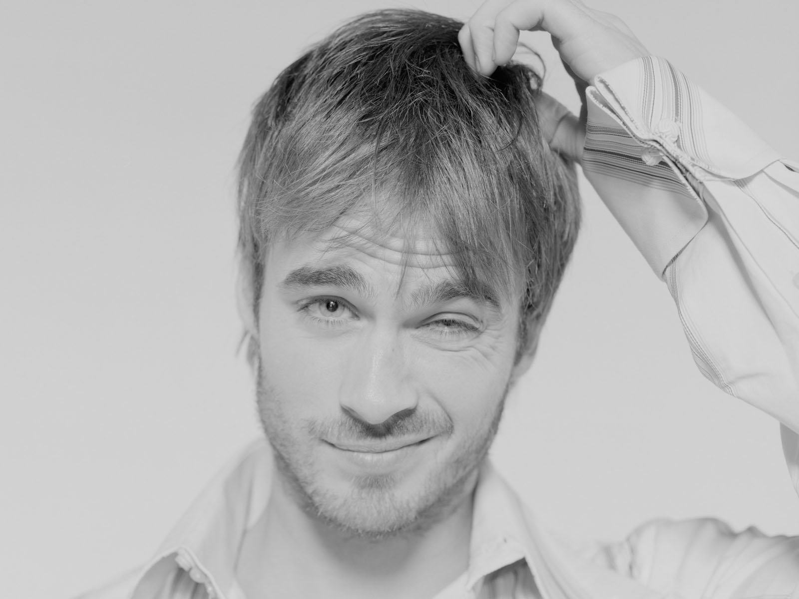1600x1200-141 -  